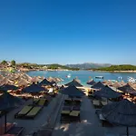 Hotel New Crystal 3*
